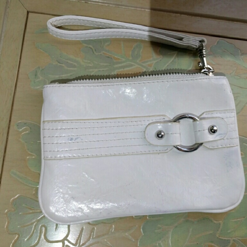 Express Wristlet White